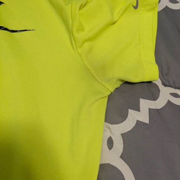 Nike Dri-FIT Short-Sleeve Run Shirt - Picture 2 of 3